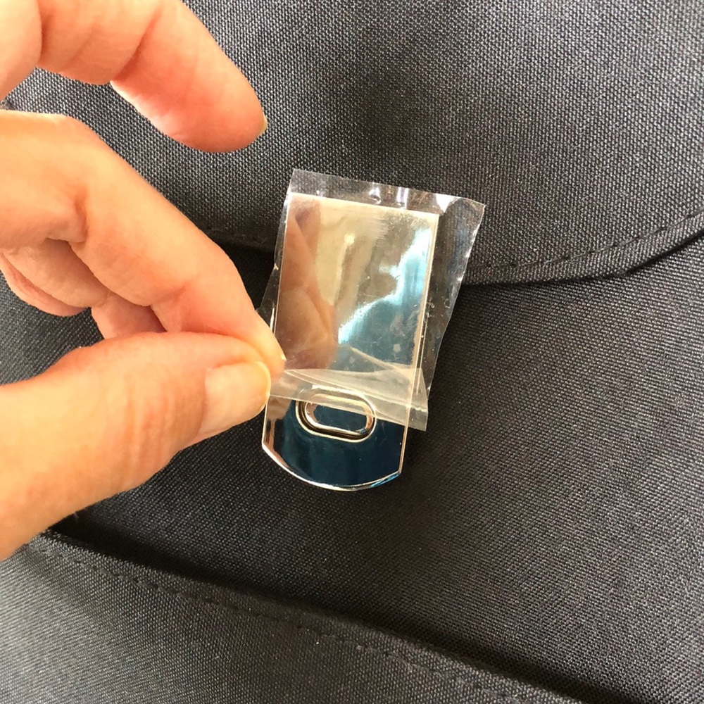 👓 Classic Compact Backpack - Picture 3 of 4